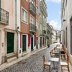 Whome Bairro Alto 2-bed Location Fully Equipped Apartamento *
