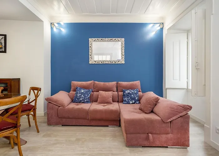 Whome Bairro Alto 2-bed Location Fully Equipped *